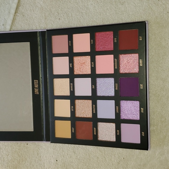 Beauty Bay Love Notes Palette - Picture 5 of 5